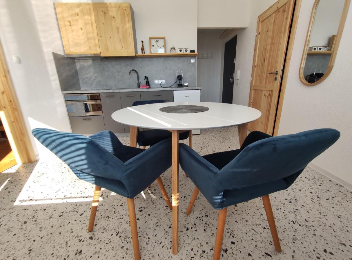Sky Apartment Приевица Екстериор снимка